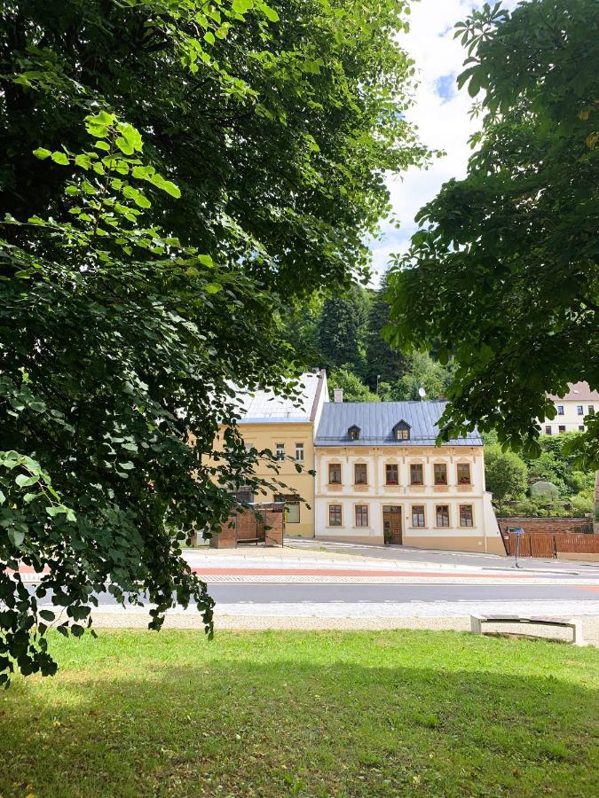 Apartman Jachymov Klinovec Eksteriør bilde